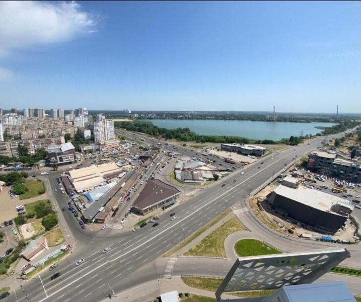 Панорамний Краєвид На Озеро! Поруч З Метро! Kiev Extérieur photo